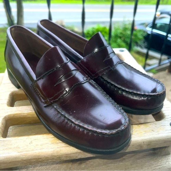GH Bass & Co Penny Loafers Mens 9.5M Weejuns Wine Genuine Leather Shoes Slip-On - Picture 1 of 11